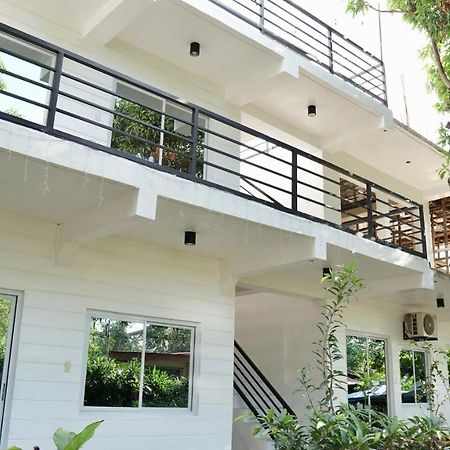Location One Eighty Bed & Breakfast Bangcusay Ngoại thất bức ảnh