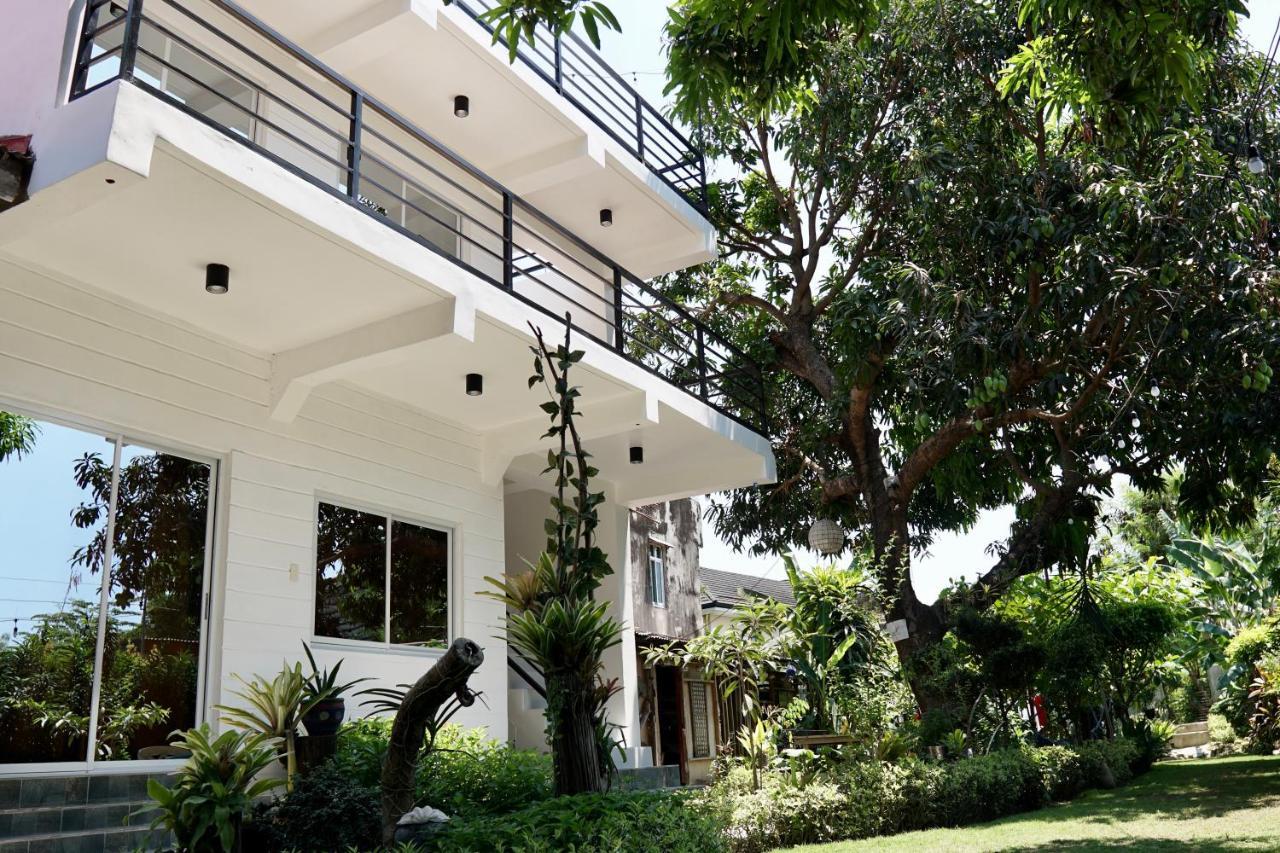 Location One Eighty Bed & Breakfast Bangcusay Ngoại thất bức ảnh