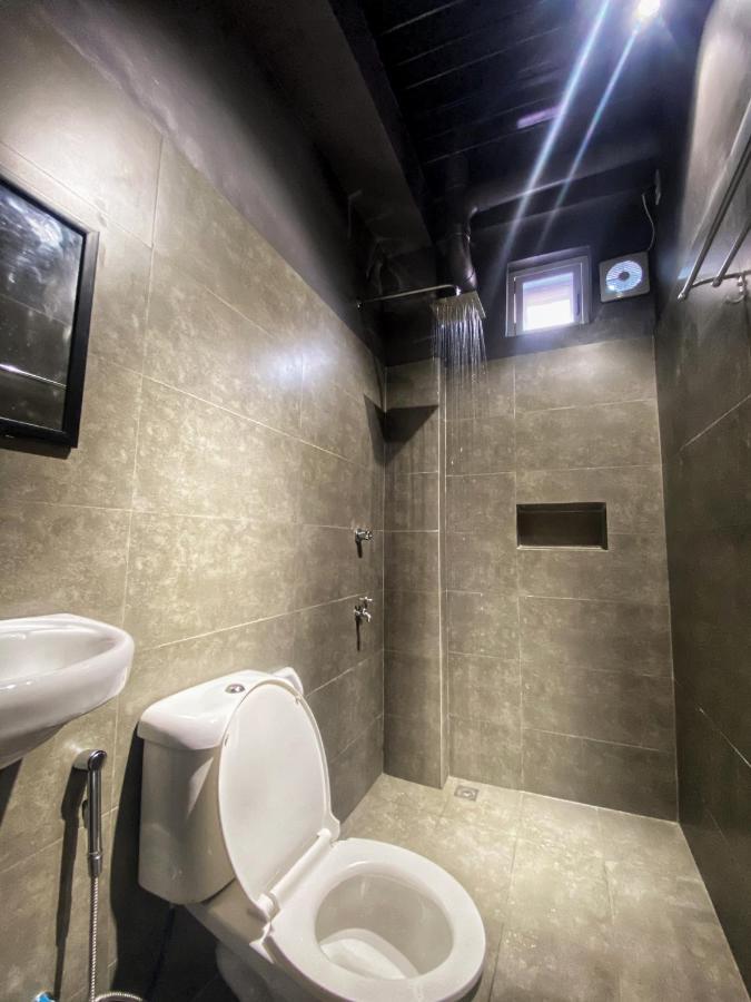 Location One Eighty Bed & Breakfast Bangcusay Ngoại thất bức ảnh